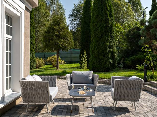 "Монако" лаунж-зона 4-местная из роупа со столом "Верона" (серый гранит), каркас светло-серый, роуп светло-серый "Монако" лаунж-зона 4-местная из роупа со столом "Верона" (серый гранит), каркас светло-серый, роуп светло-серый