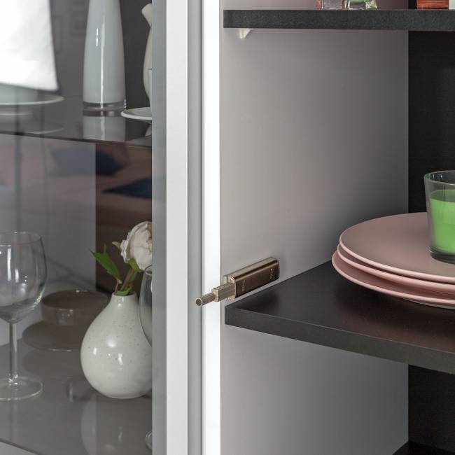 Сидней комплектация № 24 цвет белый/чёрный/фасады МДФ белый глянец Сидней комплектация № 24 цвет белый/чёрный/фасады МДФ белый глянец