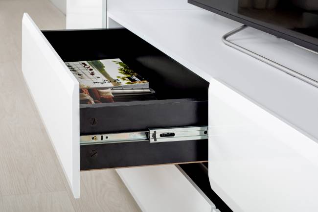 Сидней комплектация № 24 цвет белый/чёрный/фасады МДФ белый глянец Сидней комплектация № 24 цвет белый/чёрный/фасады МДФ белый глянец