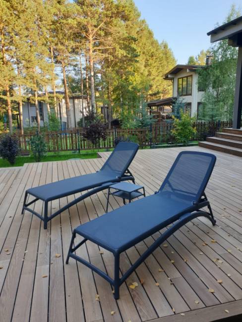 Шезлонг-лежак пластиковый Atlantico антрацит 1720-2040х700х350 мм