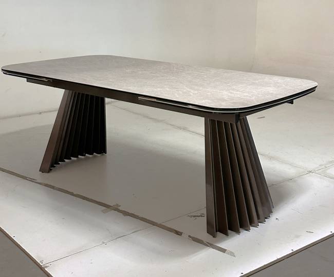 Стол ASTRID 200 TL-102 Бежевый мрамор, испанская керамика / Шоколадное золото каркас, ®DISAUR