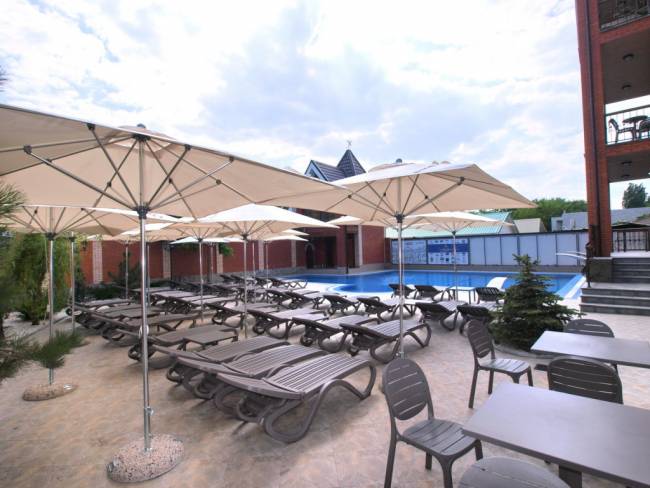 Шезлонг-лежак пластиковый Tropico тортора 1700-1945х690х910 мм Шезлонг-лежак пластиковый Tropico тортора 1700-1945х690х910 мм